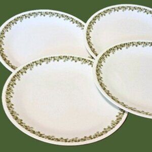 Crazy Daisy Corelle Dinner Plates 2 of 4